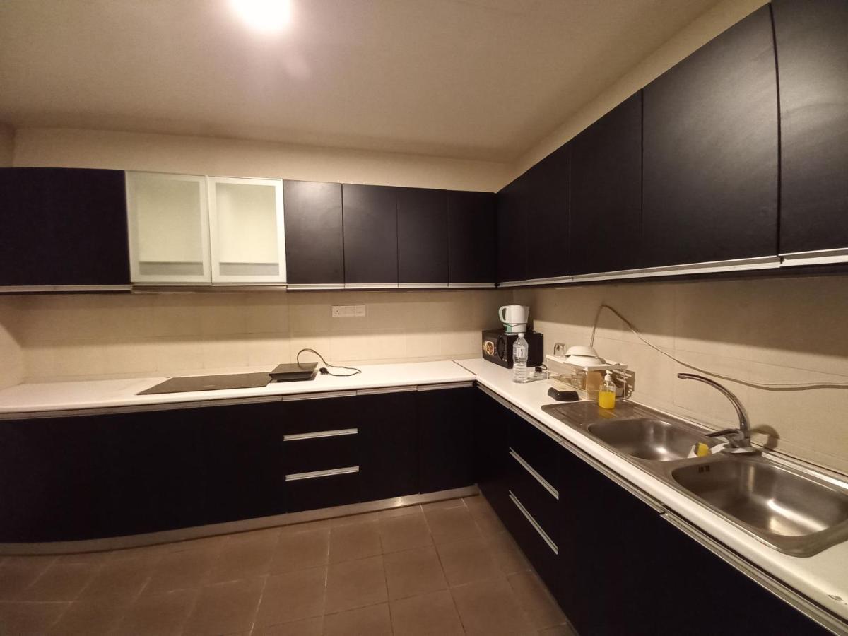 One Maxim Residence At Taragon Kuala Lumpur Exterior foto